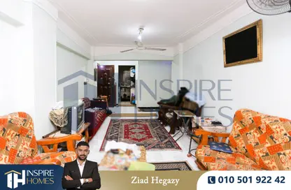 Apartment - 2 Bedrooms - 1 Bathroom for sale in Khaled Ibn Al Walid St. - Miami - Hay Awal El Montazah - Alexandria