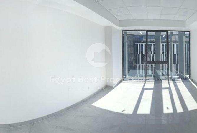 8363613 - Property Image 3