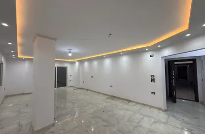 شقة - 3 غرف نوم - 3 حمامات للبيع في الشطر العاشر - زهراء المعادي - حي المعادي - القاهرة