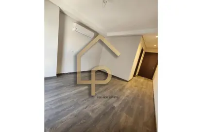 Apartment - 2 Bedrooms - 2 Bathrooms for sale in Village Views - Zed Towers - Sheikh Zayed Compounds - Sheikh Zayed City - Giza