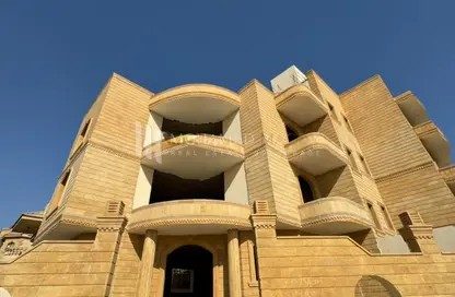 فيلا - 8 غرف نوم - 5 حمامات للبيع في طريق غرب سوميد - غرب سوميد - مدينة 6 أكتوبر - الجيزة