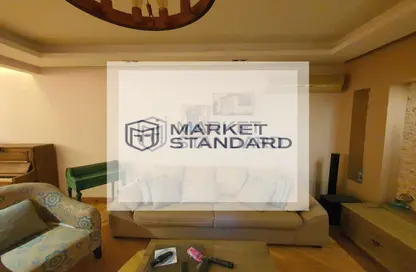 Apartment - 3 Bedrooms - 2 Bathrooms for sale in Abdel Moneim Riad St. - Mohandessin - Giza