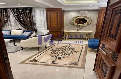 Apartment - 4 Bedrooms - 3 Bathrooms for sale in Hussein Bekar St. - El Banafseg 9 - El Banafseg - New Cairo City - Cairo