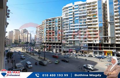 Apartment - 3 Bedrooms - 3 Bathrooms for sale in Mohamed Fawzy Moaz St. - Smouha - Hay Sharq - Alexandria