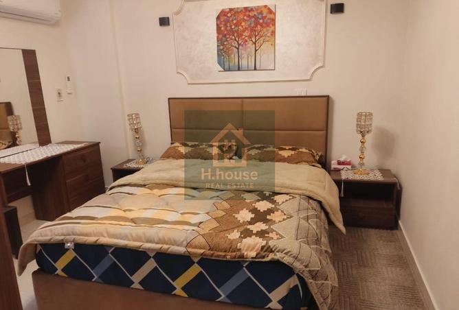 8271702 - Property Image 2