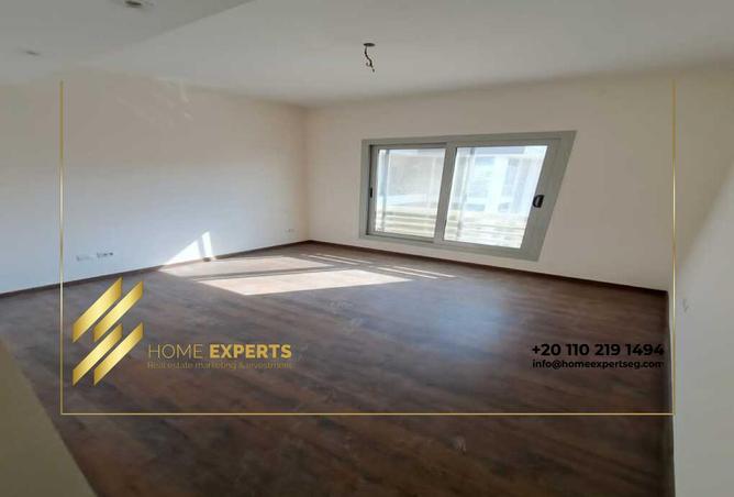 8323569 - Property Image 3