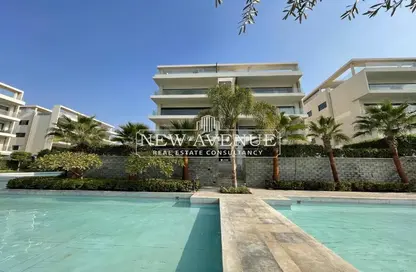 Apartment - 2 Bedrooms - 2 Bathrooms for sale in Lake View Residence - 5th Settlement Compounds - The 5th Settlement - New Cairo City - Cairo