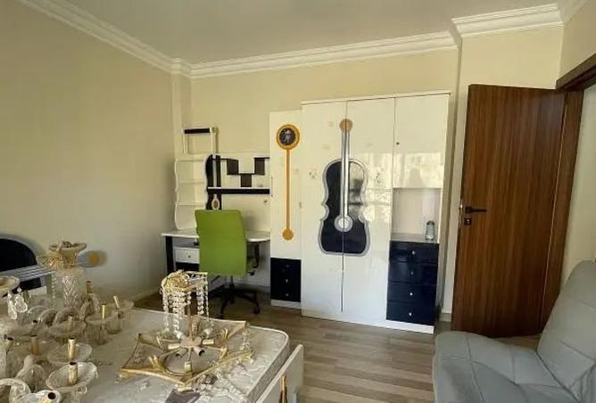 8188108 - Property Image 2