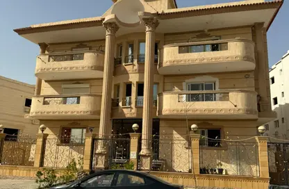 دوبلكس - 3 غرف نوم - 2 حمامات للبيع في المجاورة الثالثة - الحي الثالث شرق - مدينة الشروق - القاهرة