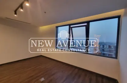 Office Space - Studio - 2 Bathrooms for rent in The portal - Beverly Hills - Sheikh Zayed Compounds - Sheikh Zayed City - Giza