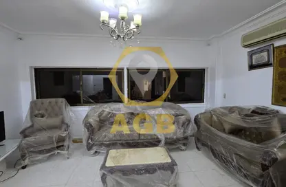 Apartment - 2 Bedrooms - 1 Bathroom for sale in Dr Mohammed Shahin St. - Al Agouza - Giza