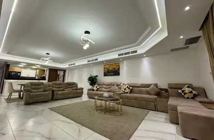 Apartment - 3 Bedrooms - 3 Bathrooms for rent in Lebanon Square - Mohandessin - Giza