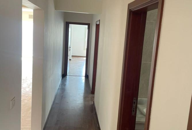 8271322 - Property Image 2