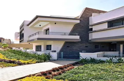 Apartment - 3 Bedrooms - 2 Bathrooms for sale in Taj City - 5th Settlement Compounds - The 5th Settlement - New Cairo City - Cairo