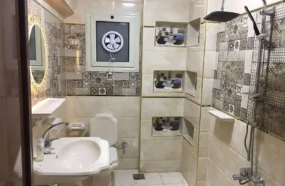 شقة - 3 غرف نوم - 2 حمامات للايجار في حدائق اكتوبر - مدينة 6 أكتوبر - الجيزة