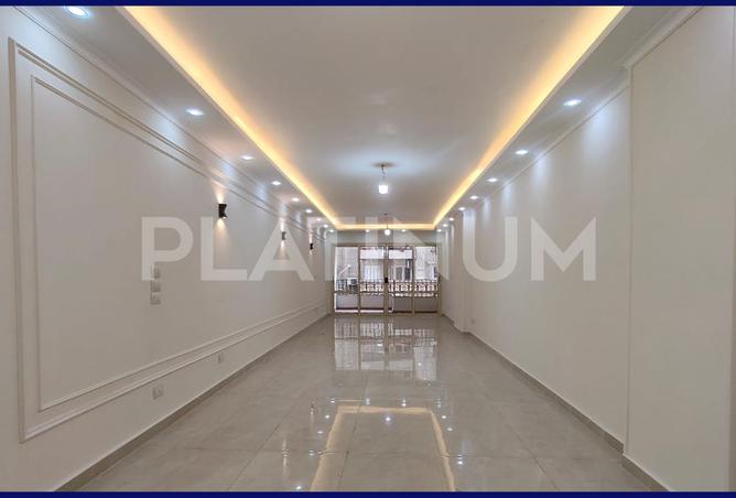 8521449 - Property Image 2