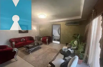 Apartment - 3 Bedrooms - 4 Bathrooms for sale in 8th District - Sheikh Zayed City - Giza