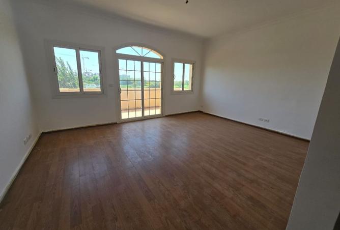 8235392 - Property Image 3