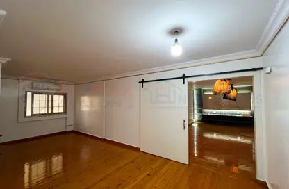 Apartment - 3 Bedrooms - 3 Bathrooms for sale in Smouha - Hay Sharq - Alexandria