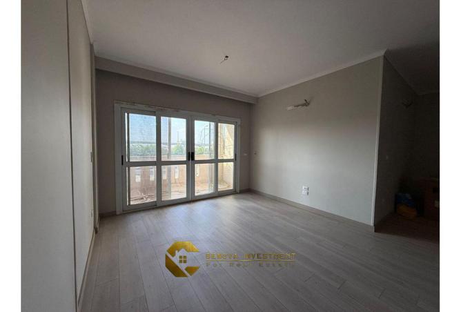 8124294 - Property Image 2