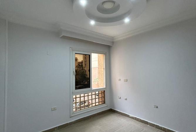 8283000 - صورة العقار 2