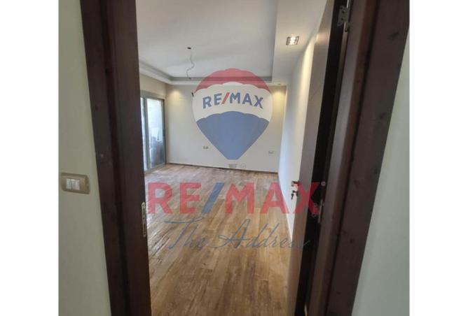 8148639 - Property Image 3