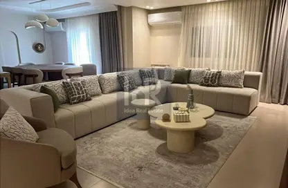 Apartment - 3 Bedrooms - 2 Bathrooms for sale in South Investors Area - New Cairo City - Cairo