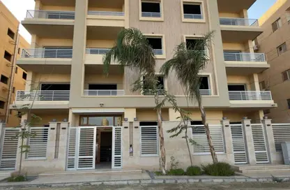 Whole Building - 7+ Bedrooms - 7+ Bathrooms for rent in North Lotus - El Lotus - New Cairo City - Cairo