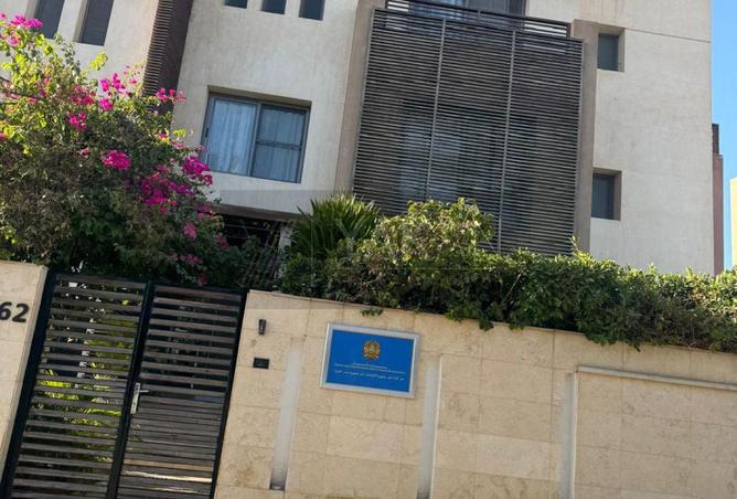 8454532 - Property Image 3