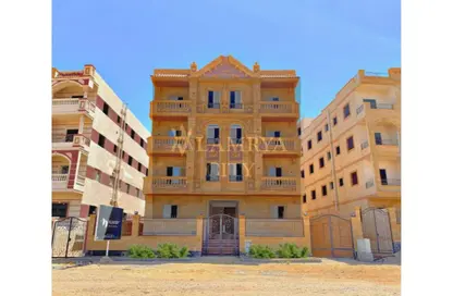 شقة - 3 غرف نوم - 2 حمامات للبيع في طريق السويس - مدينة القاهرة الجديدة - القاهرة