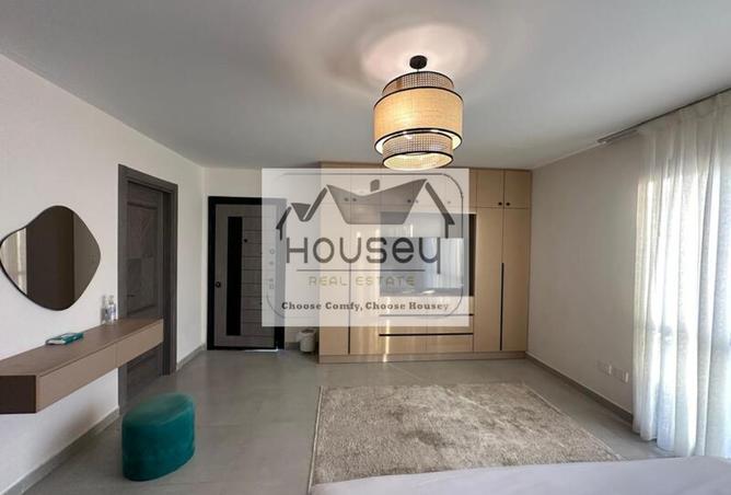 8260295 - Property Image 2