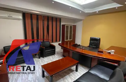 مكتب عمل جماعي - استوديو - 2 حمامات للايجار في شارع ذاكر حسين - الحديقة الدولية - الحي السابع - مدينة نصر - القاهرة