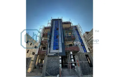 Apartment - 3 Bedrooms - 3 Bathrooms for sale in Orouba Axis - Area A - Ganoob El Acadimia - New Cairo City - Cairo