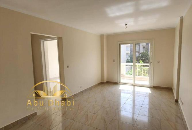 8273345 - Property Image 3