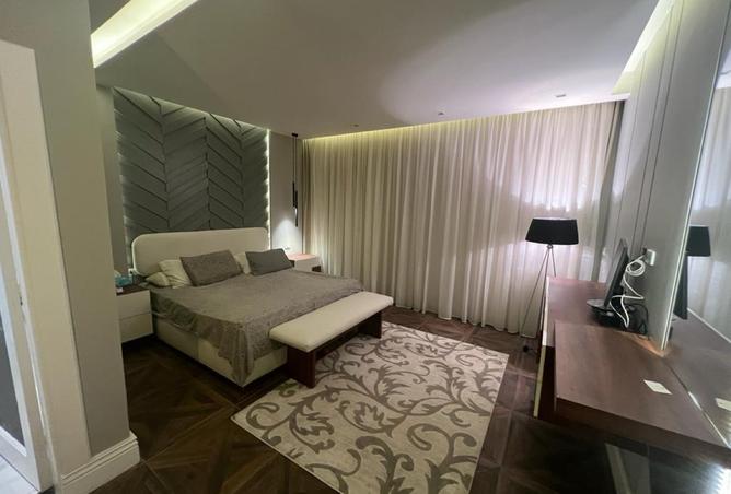 8257300 - Property Image 2