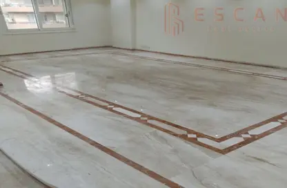 Apartment - 3 Bedrooms - 3 Bathrooms for rent in Omar Ibn Al Khattab St. - Rehab City Forth Phase - Al Rehab - New Cairo City - Cairo