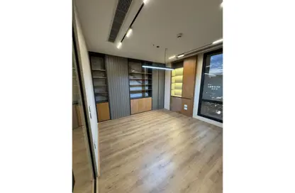Office Space - Studio - 1 Bathroom for rent in Arkan Plaza - 26th of July Corridor - Sheikh Zayed City - Giza