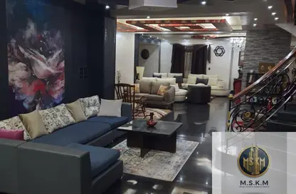 Villa - Studio - 2 Bathrooms for rent in El Narges Buildings - Al Narges - New Cairo City - Cairo