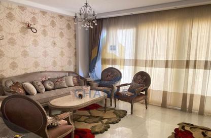 Apartment - 3 Bedrooms - 2 Bathrooms for sale in Doctor Ali Mosharafa St. - Al Narges 6 - Al Narges - New Cairo City - Cairo