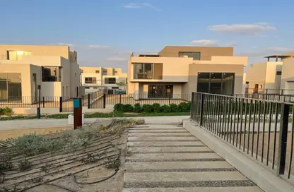 Villa - 5 Bedrooms - 5 Bathrooms for sale in Sodic East - 6th District - New Heliopolis - Cairo