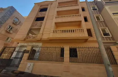 بناية كاملة - 3 غرف نوم - 2 حمامات للبيع في محور محمد نجيب - ابو الهول - مدينة القاهرة الجديدة - القاهرة