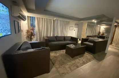 شقة - 2 حمامات للايجار في شارع مدحت عبد الحميد - المهندسين - الجيزة
