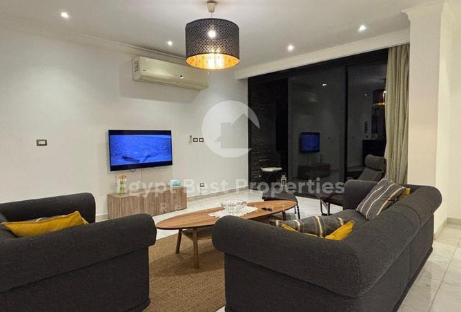 8560658 - Property Image 2