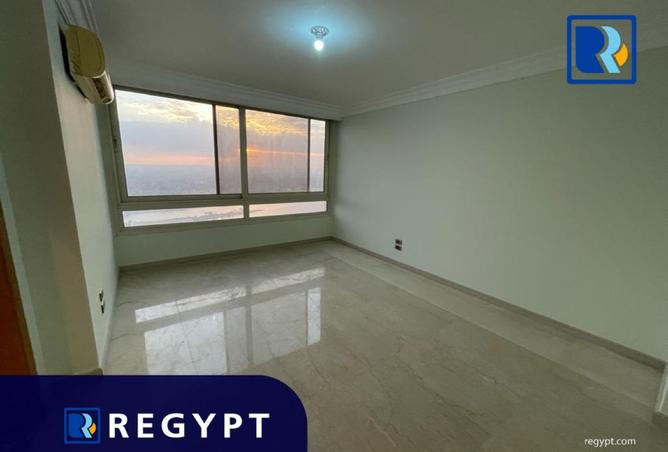 8308074 - Property Image 2