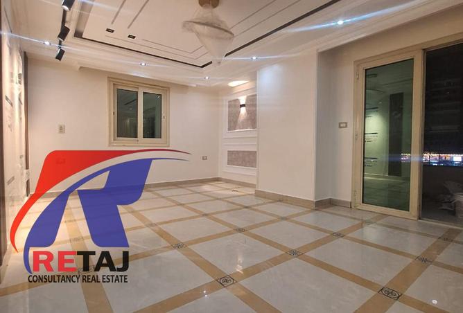 8377109 - Property Image 3