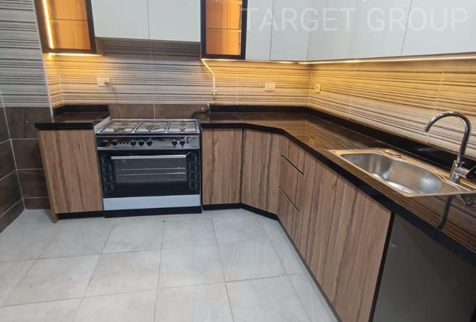 8284480 - Property Image 3