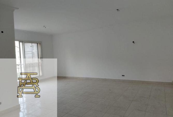 8201123 - Property Image 2