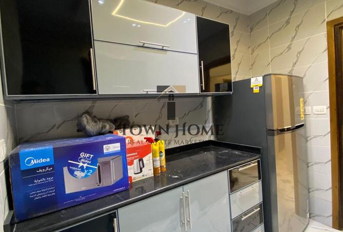 8232885 - Property Image 2