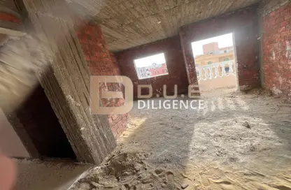 محل تجاري - استوديو - 2 حمامات للبيع في شارع عمر خورشيد - البنفسج 10 - البنفسج - مدينة القاهرة الجديدة - القاهرة