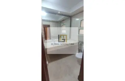 Apartment - 4 Bedrooms - 2 Bathrooms for sale in West Golf - El Katameya Compounds - El Katameya - New Cairo City - Cairo